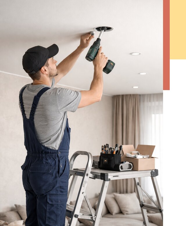 Установка и монтаж точечных светильников в натяжной потолок в Саянске от 1831 руб. | ОТДЕЛОЧНИК-Сск